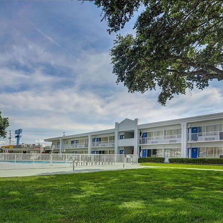 Motel 6-Jacksonville, Nc Eksteriør bilde