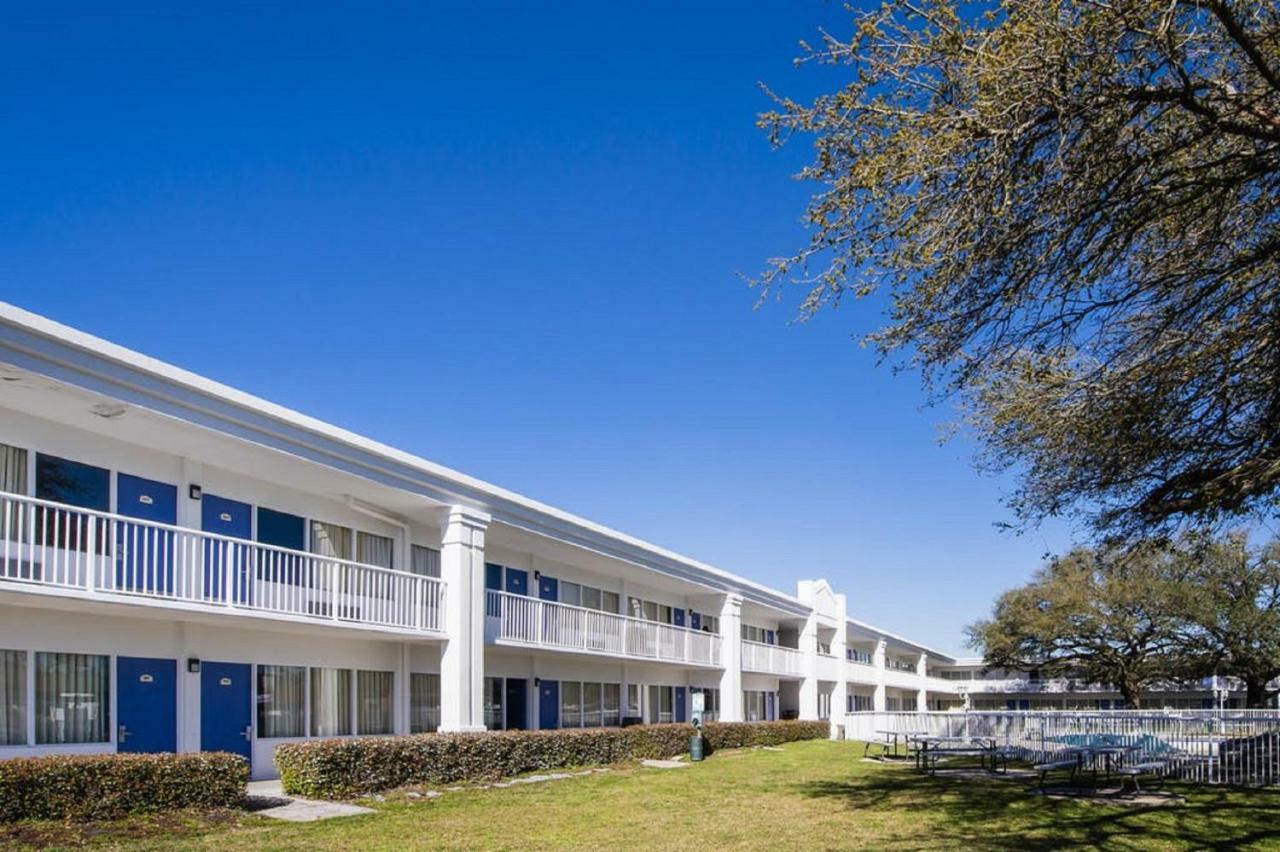 Motel 6-Jacksonville, Nc Eksteriør bilde